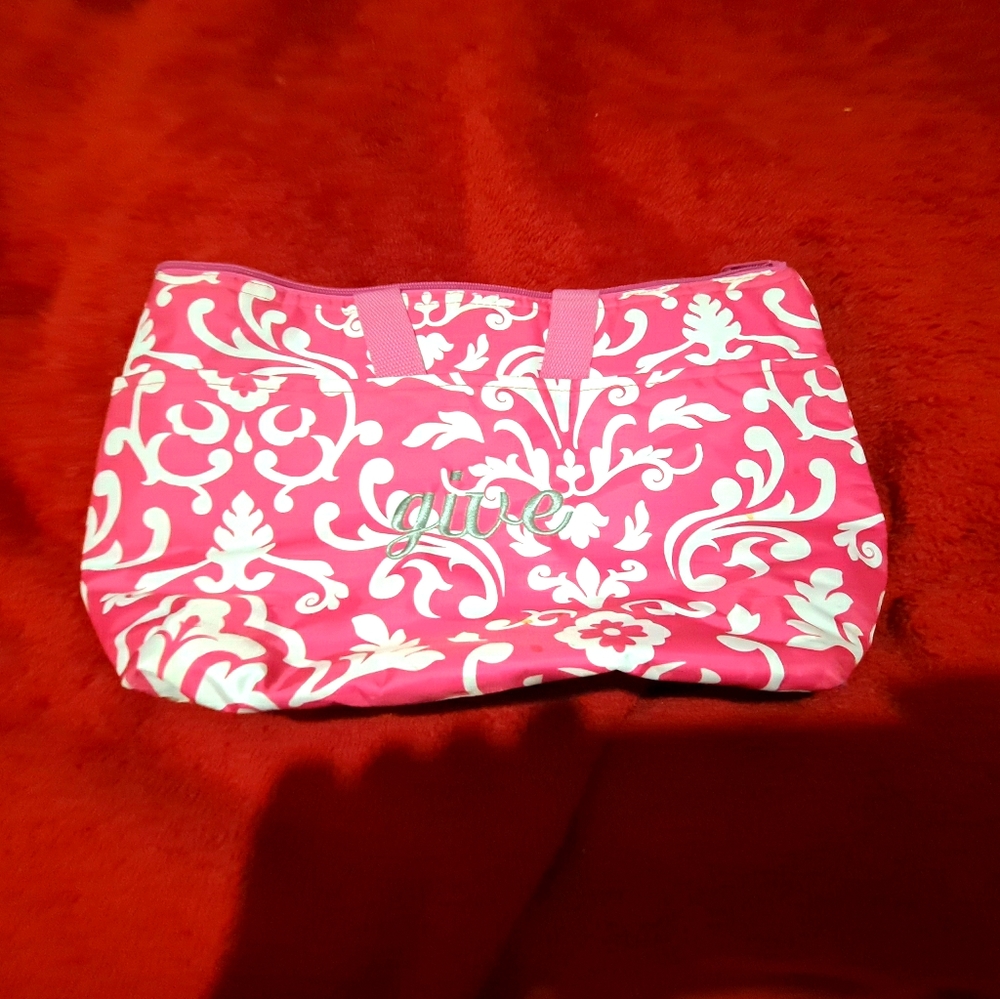 Thirty One Gives Insulated Lunch Tote